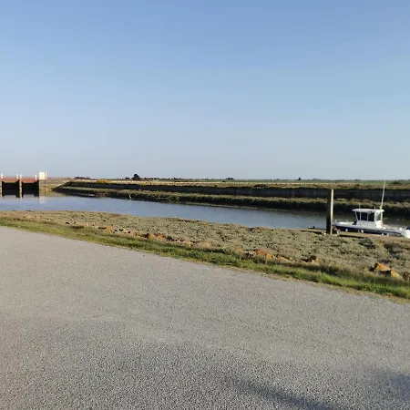 Indépendant à Bourgneuf-en-retz Vue Sur Les Marais à 5 Mn Des Plages Appartement